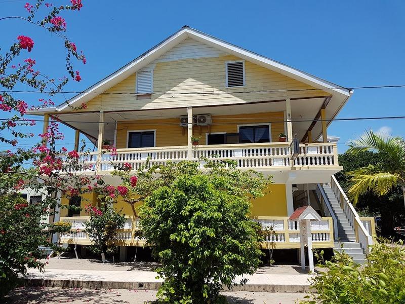 Serenade Hotel Placencia Ngoại thất bức ảnh