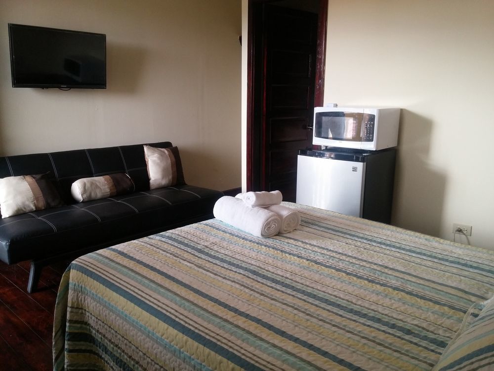 Serenade Hotel Placencia Ngoại thất bức ảnh