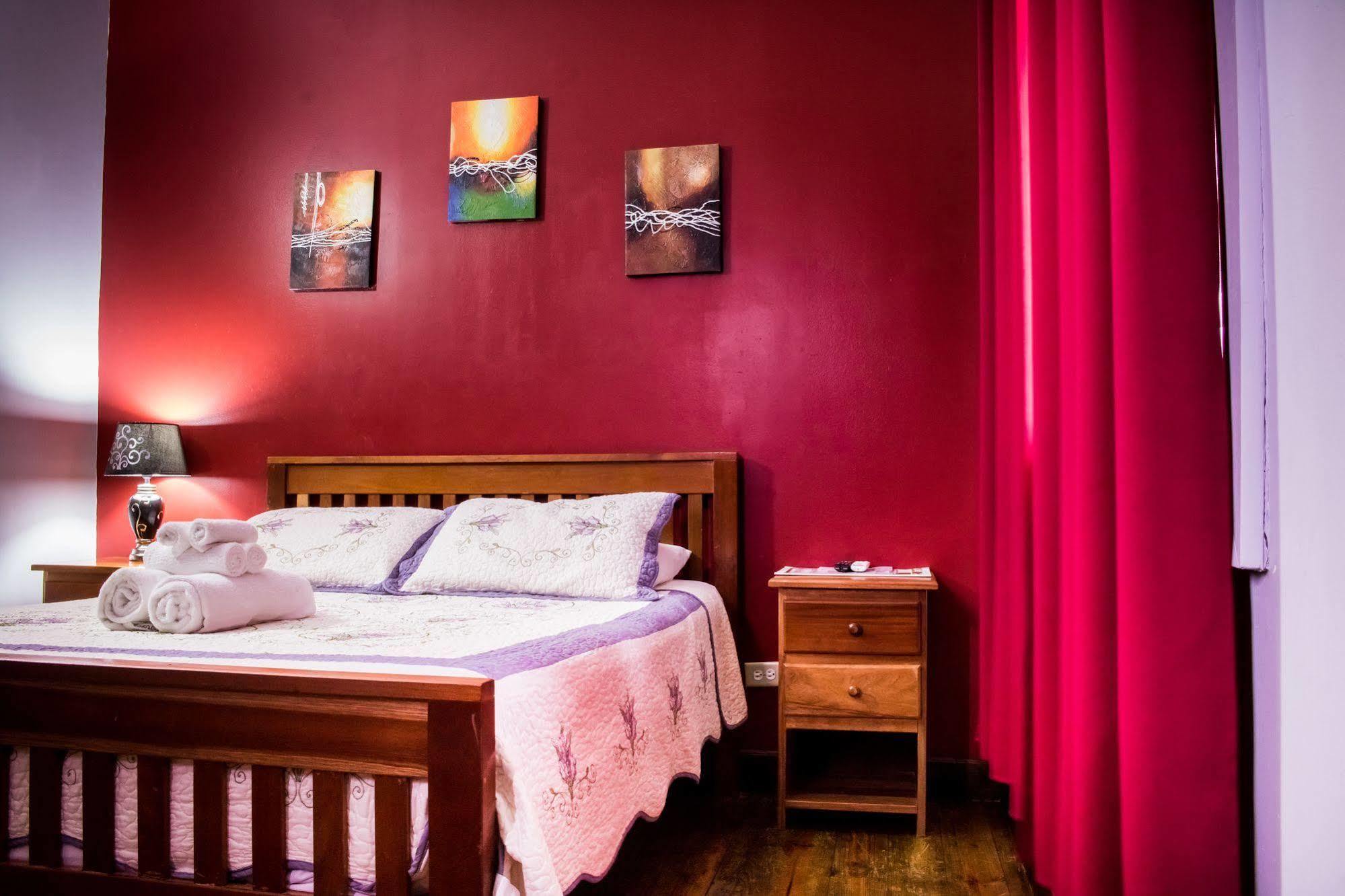 Serenade Hotel Placencia Ngoại thất bức ảnh