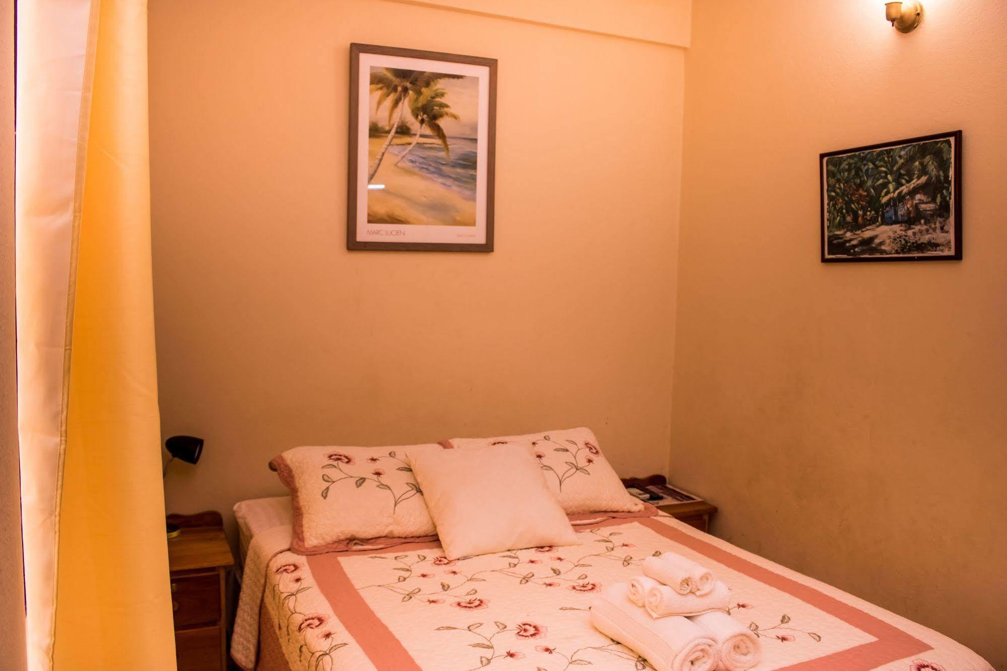 Serenade Hotel Placencia Ngoại thất bức ảnh