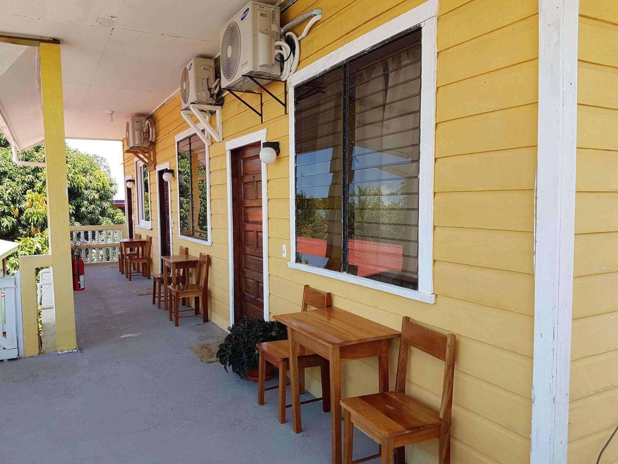 Serenade Hotel Placencia Ngoại thất bức ảnh