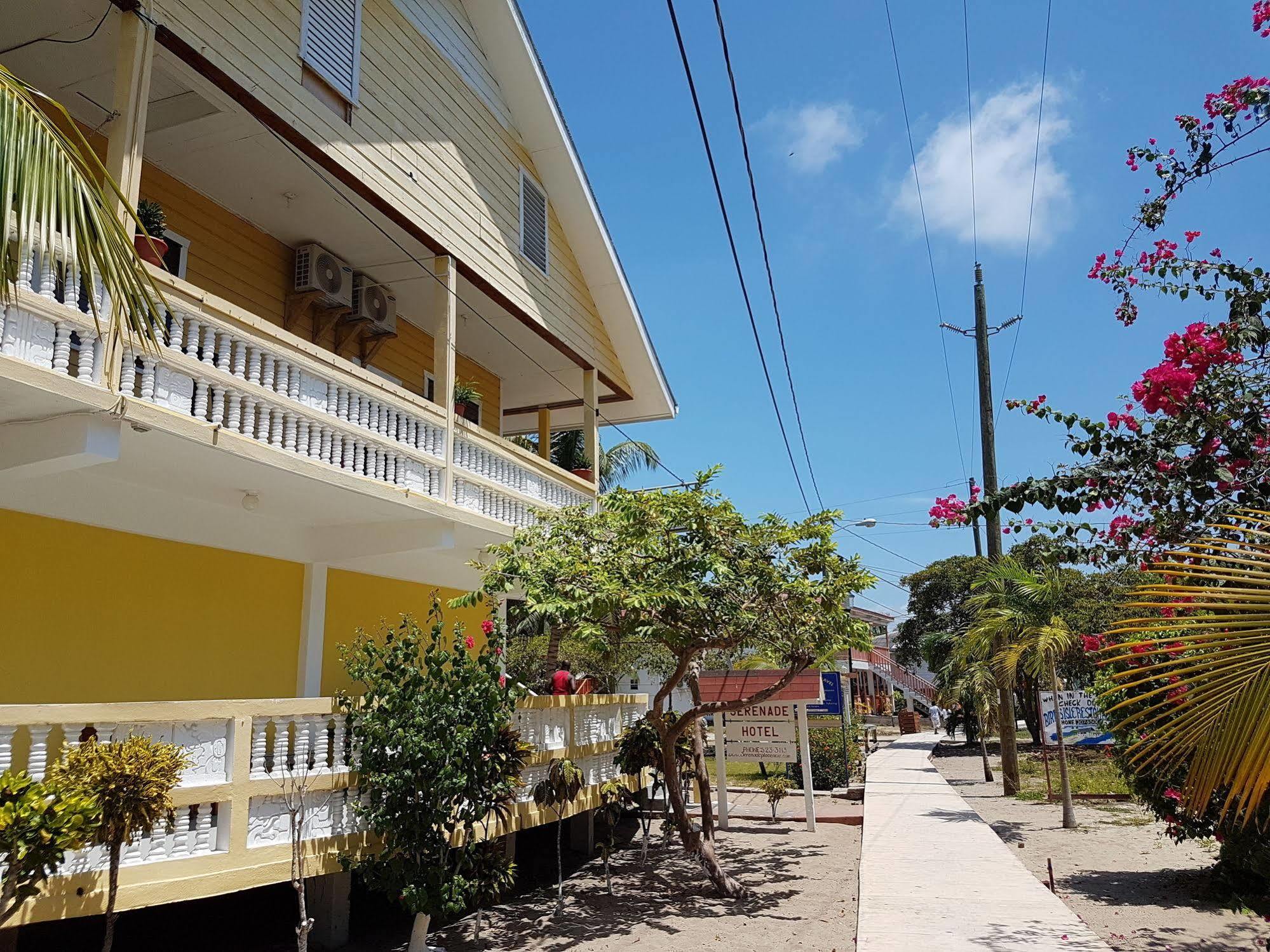 Serenade Hotel Placencia Ngoại thất bức ảnh